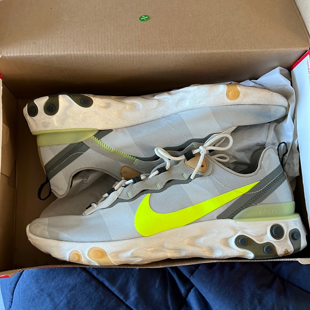 Nike React Element 55 sz 15